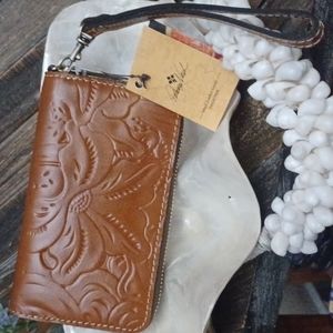 PATRICIA NASH  CLUTCH 💖💖🥰